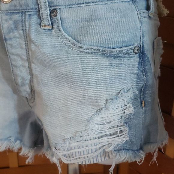 American Eagle denim shorts - Picture 2 of 13